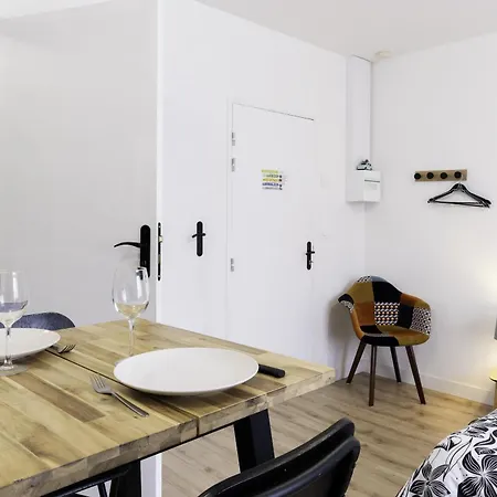 Segré centre ✰ studio ✰ 24m² ✰ cuisne ✰ wifi ✰ TOUT NEUF! Exterior foto
