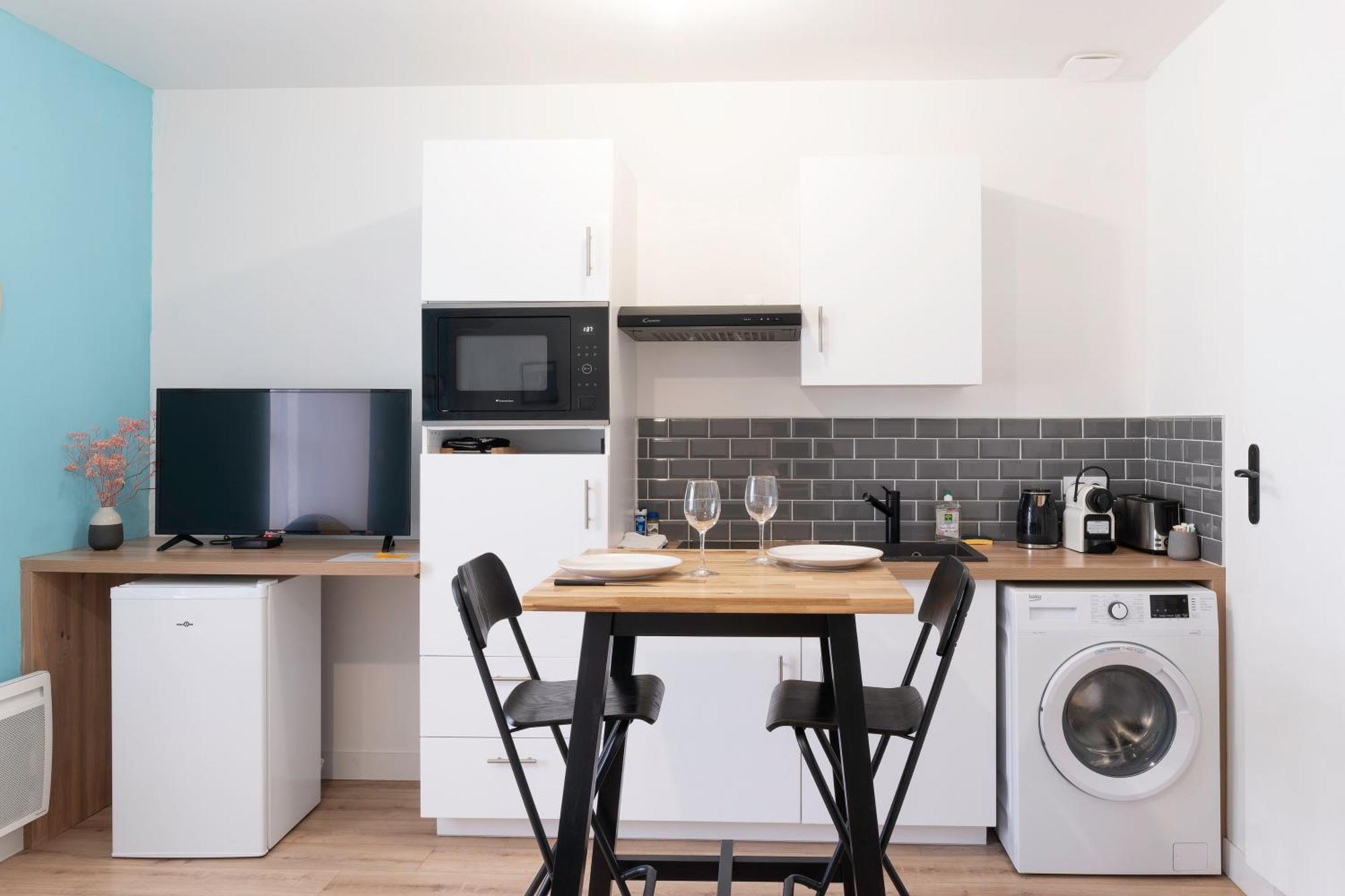 Centre ✰ Studio ✰ 24m² ✰ Cuisne ✰ Wifi ✰ Tout Neuf! Apartment Segre