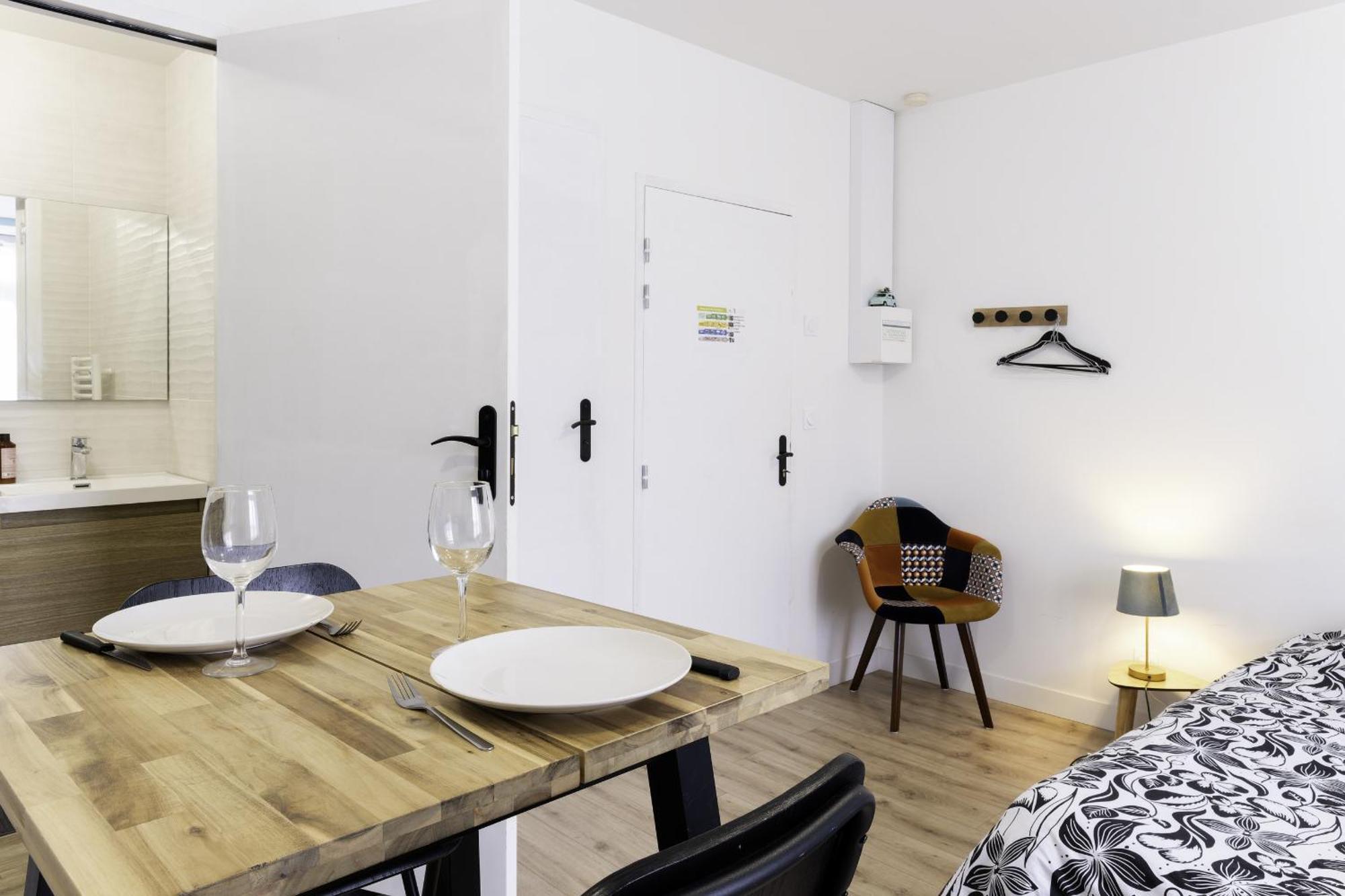 Centre ✰ Studio ✰ 24m² ✰ Cuisne ✰ Wifi ✰ Tout Neuf! Segre